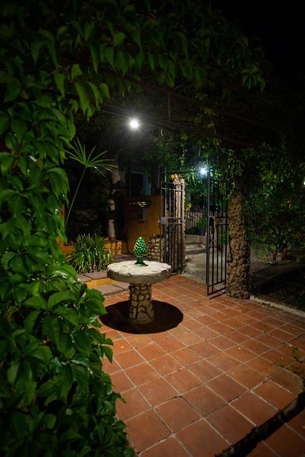 Casa Vacanze Fondaco Di Scillato Scillato  Exterior photo